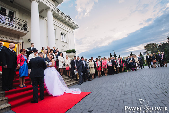 Pałacyk Otrębusy Przywitanie młodej pary chlebem i solą