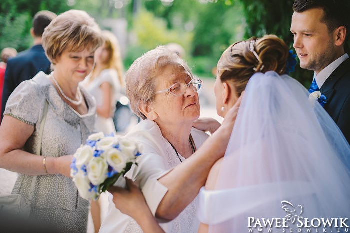 piękna suknia ślubna