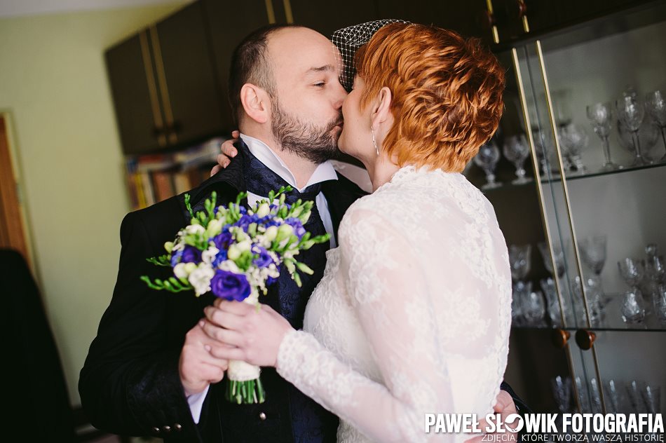 pierwszy pocałunek w dniu ślubu