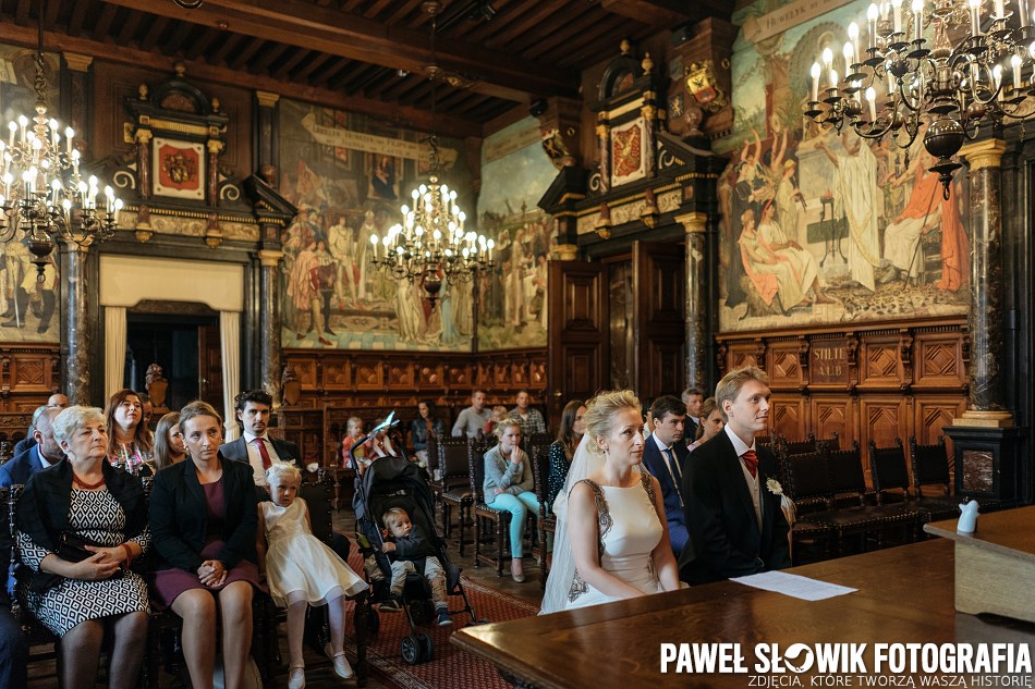 Destination Wedding Photographer Antwerp City Hall