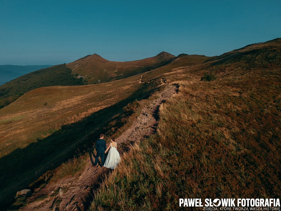 Sesja ślubna z dronem w górach, Bieszczady
