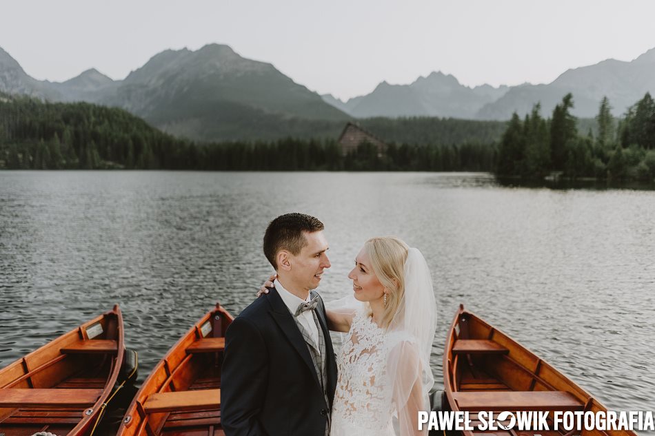 Wyniki wyszukiwania Wyniki wyszukiwania w sieci  Sesja ślubna szczyrbskie jezioro tatry