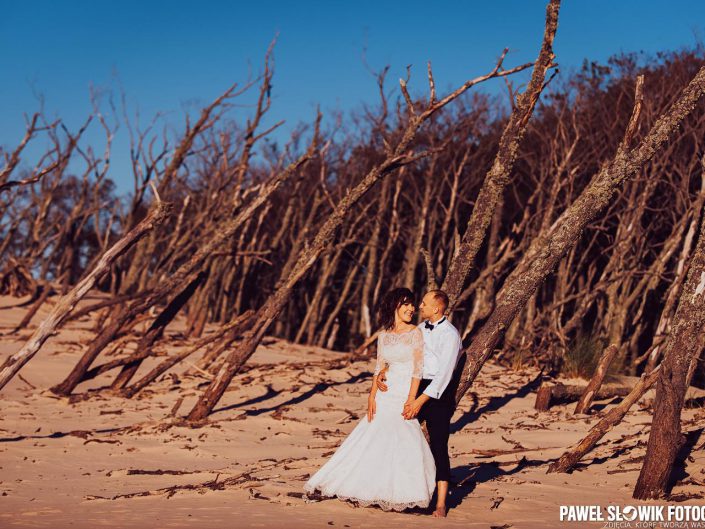 sesja zdjęciowa ślubna wydmy morze polska